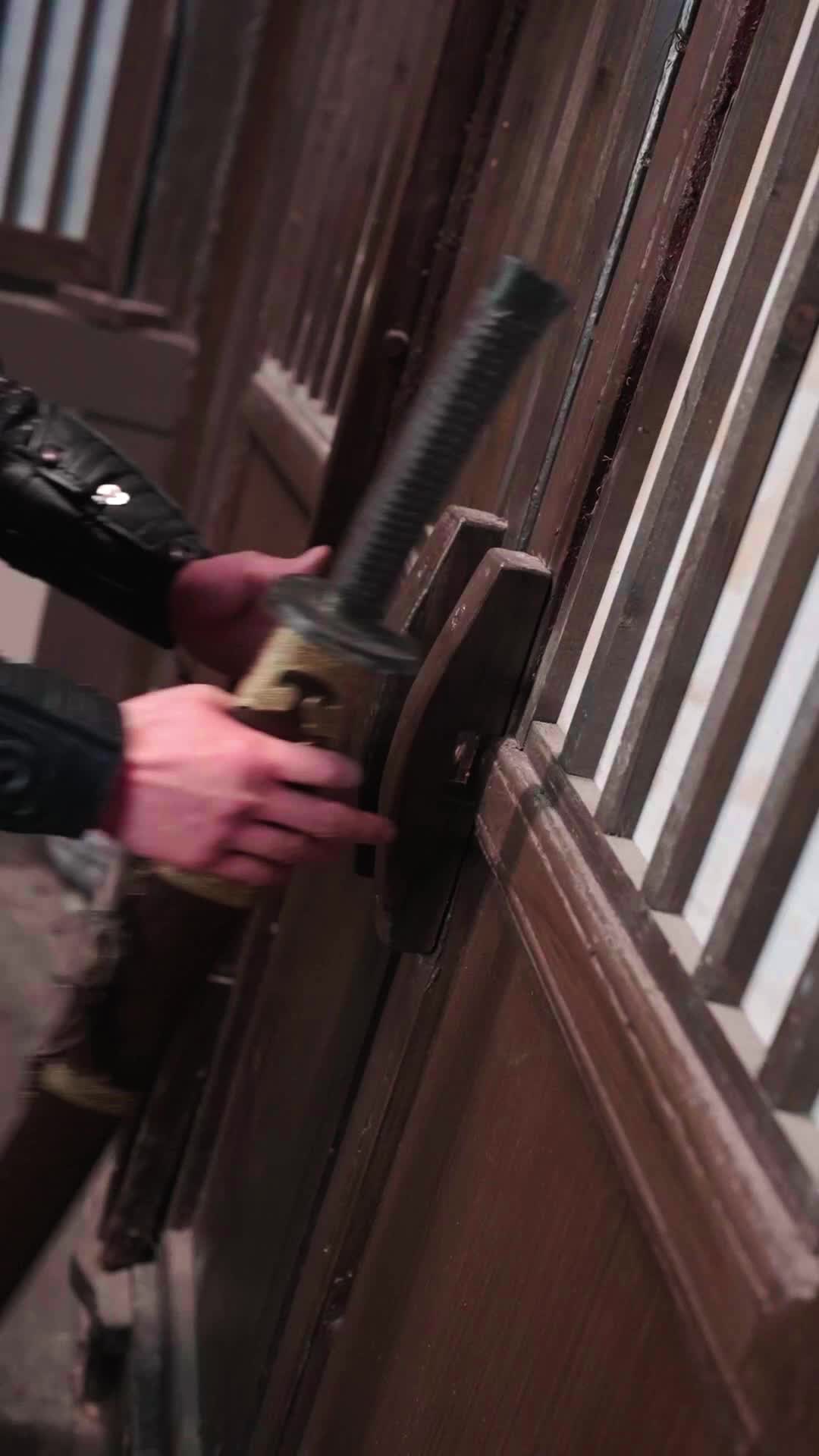 Episode 13 - Reborn as a 9-Year-Old Detective